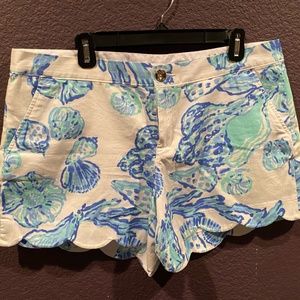 Summer Shorts, Beautiful Colors and scalloped edge